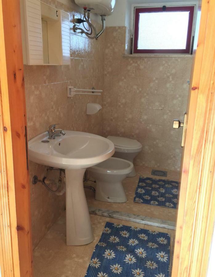 Vila Camping Due Mari Ovile la Marinella Exteriér fotografie